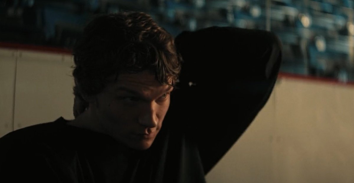 haloxserr's tweet image. teenager in love ilya u are so dear to me