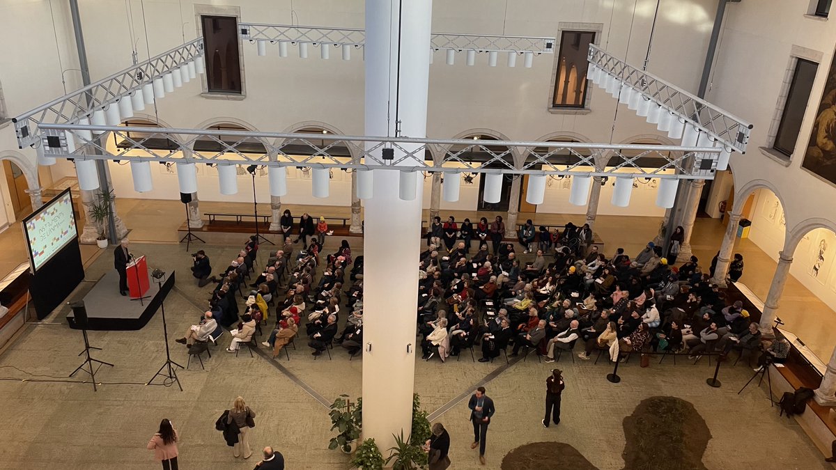 Centre Cívic Joan Triadú tweet media