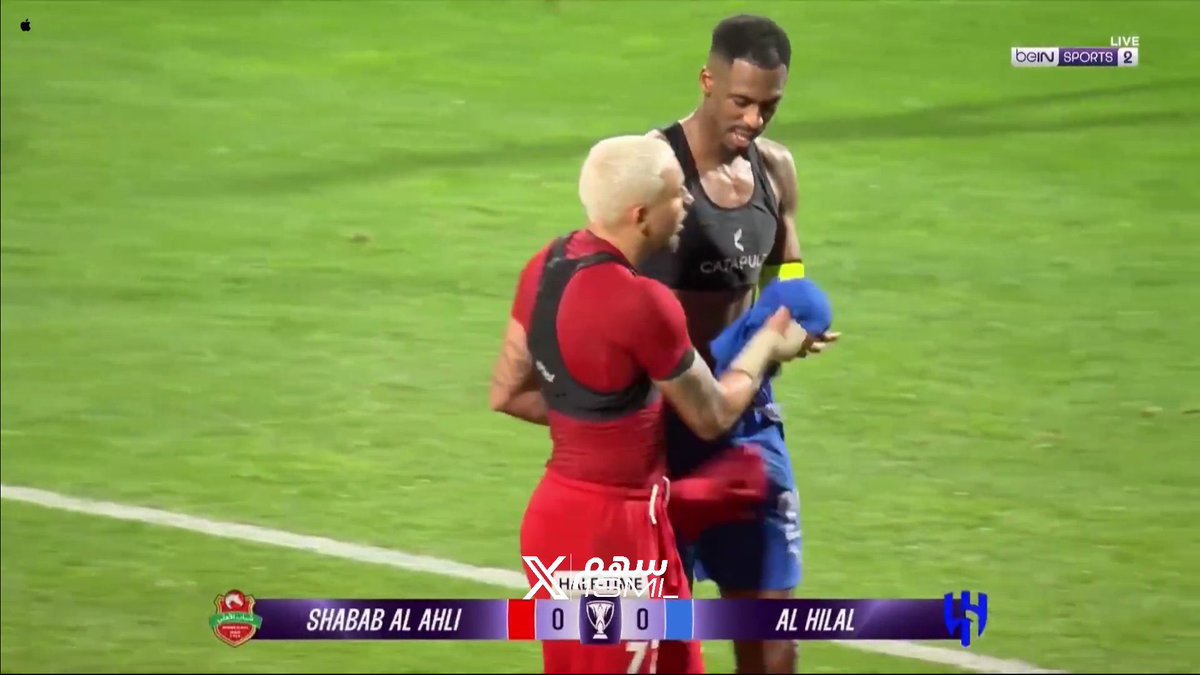 ما تنلام يا كنو .. أنت في حضرة أفضل لاعب في دورينا 

Top bala ❤️‍🔥