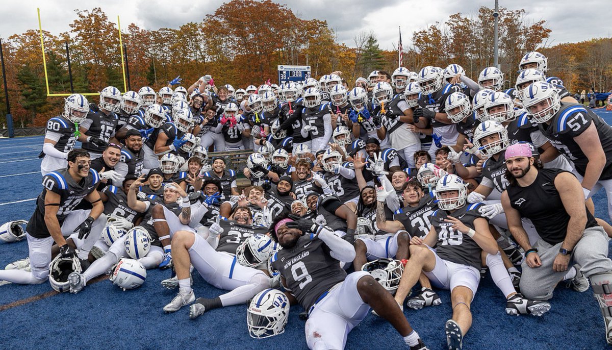 University of New England Football tweet media