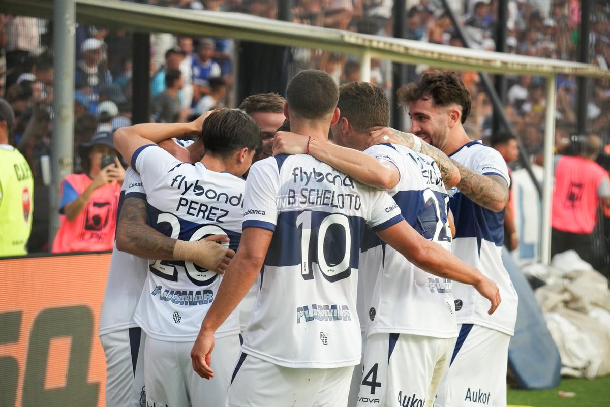 #CGE #GELP ⚽️ EL LOBO VA A BARRACAS CON CAMBIOS Y LA MIRA PUESTA EN SUMAR

Desde las 17, Gimnasia visita a Barracas por la fecha 4 del Apertura en el Estadio Claudio Tapia. El árbitro será Darío Herrera. Transmisión de TNT Sports Premium.

📲 +info: mundotripero.com/el-lobo-va-a-b…