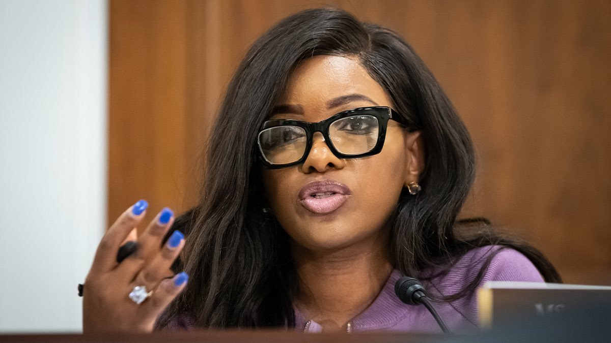 Leading Report tweet media