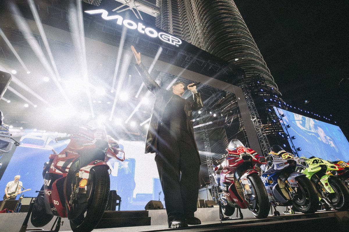 the script tweet media