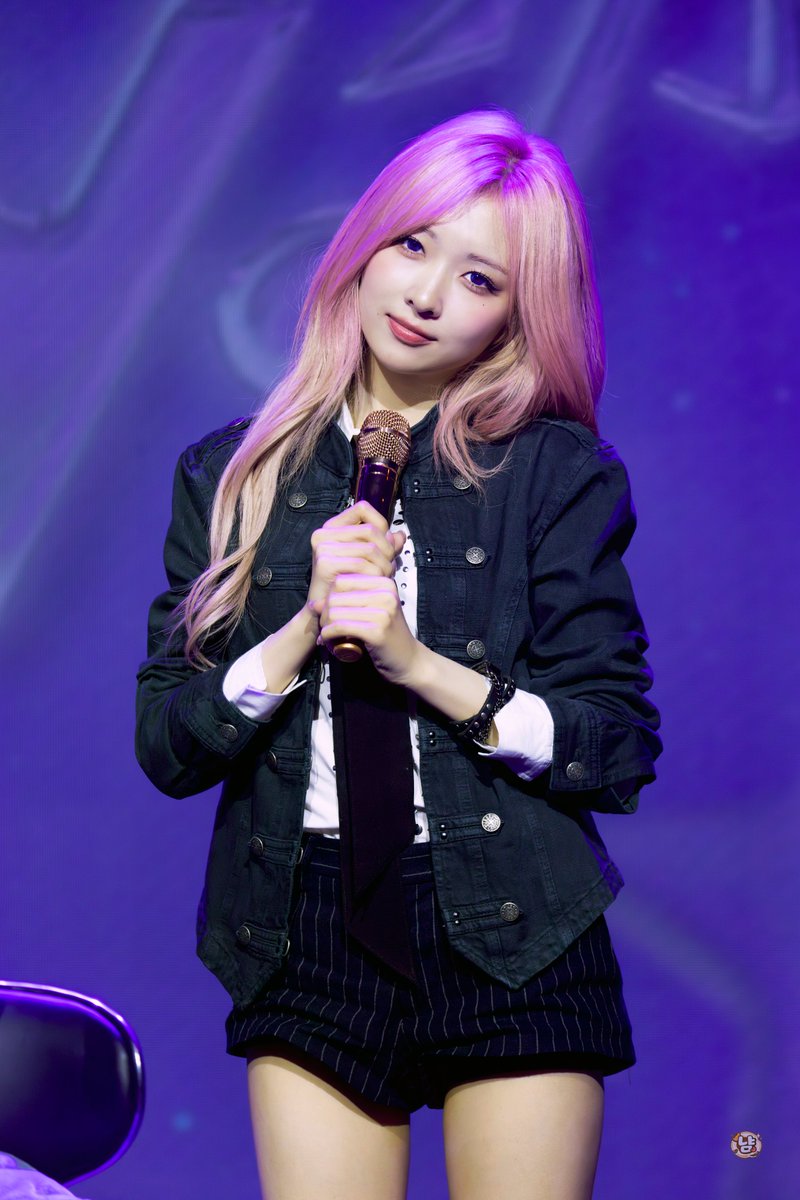 KMS_4644's tweet photo. 260209 메이딘 쇼케이스
미유
#MADEIN #MiU #미유 https://t.co/M1aaiFMrsA