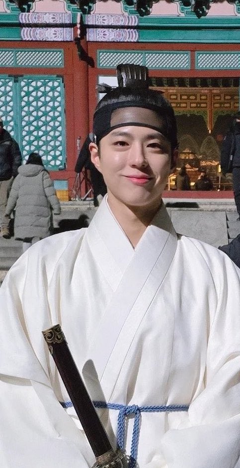 and to think on the last day of filming, his eyes were so full of tears we’re completely doomed