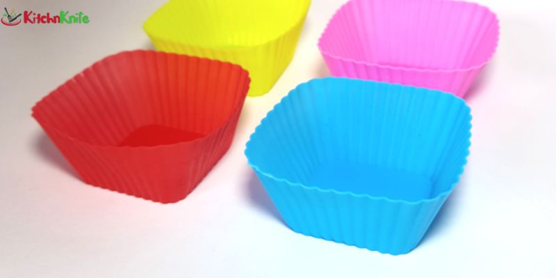 Kitchnknifblog's tweet image. Smelly silicone molds? 🧁✨
Learn how to remove odor from silicone baking molds:
 kitchnknife.com/how-to-remove-…
#SiliconeMolds #KitchenHacks #OdorRemoval #BakingTips #KitchnKnife