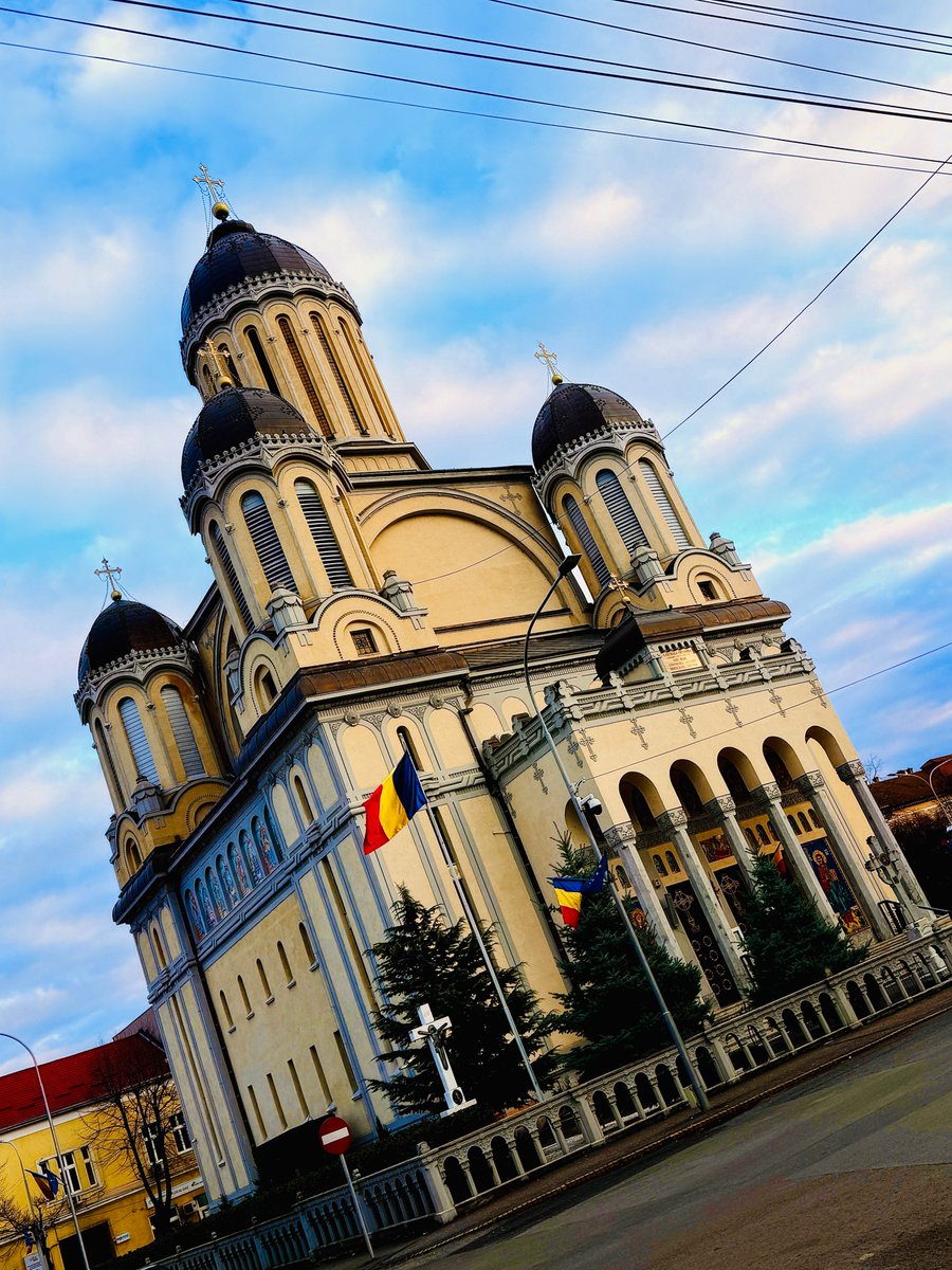 JaffaStar2's tweet photo. #Church #Romania #Satu_Mare https://t.co/xm9FlJfxo2