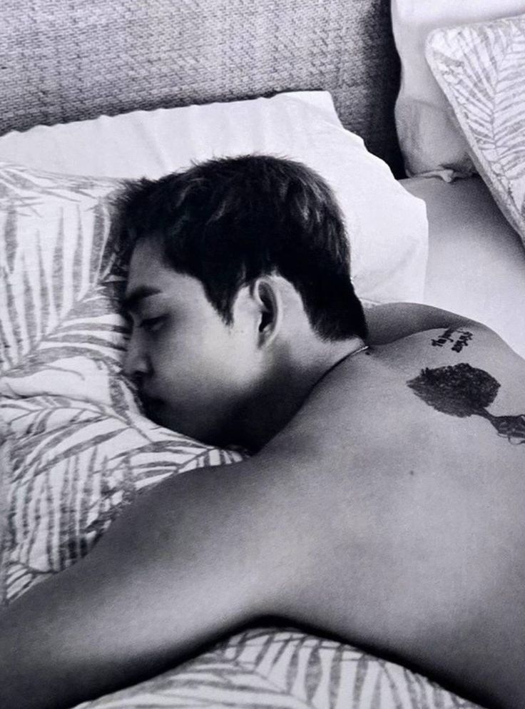 nightjunhui's tweet photo. ㅡ Finally, you're mine!

; Scoups x oc 🔞 oneshot. https://t.co/pwEIl2A8c4