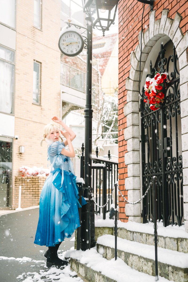 snow dress❄️

Model：もも。さん（<a href="/momo_haru_girl/">もも。@もも。展2/6~2/8🍑</a>）

#もも #もも展