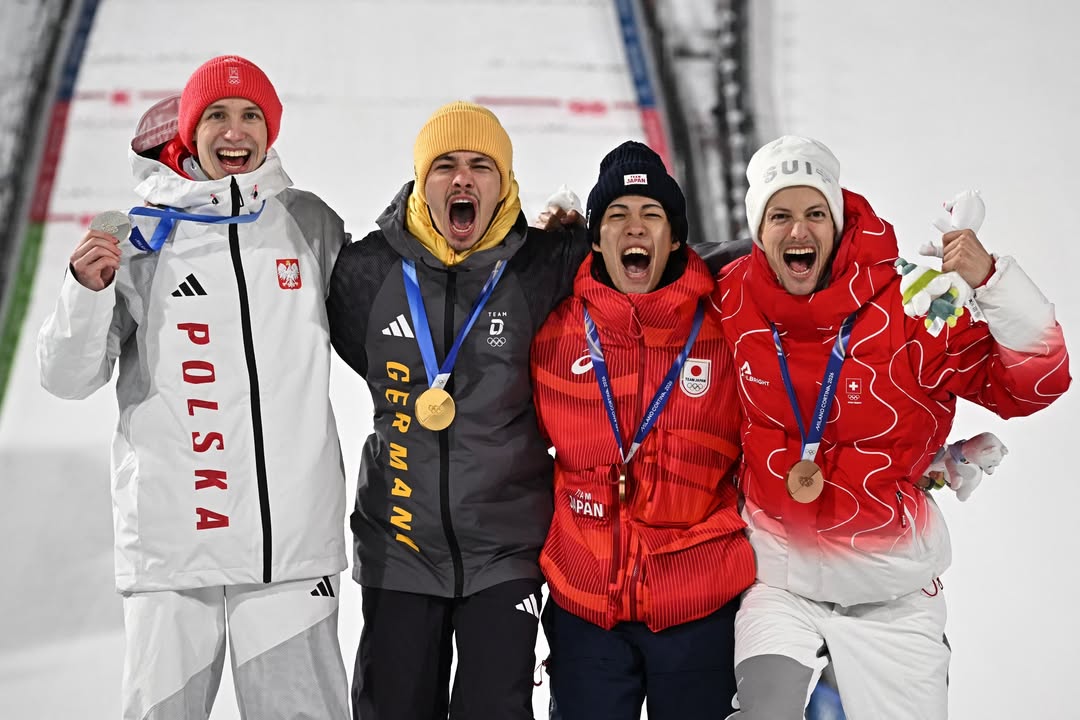 Eurosport_PL's tweet photo. Ekipa na medal(e) 🏅

#MilanoCortina2026 #skijumpingfamily
#TeamPL #HomeOfTheOlympics https://t.co/ScvBoc7Ew4