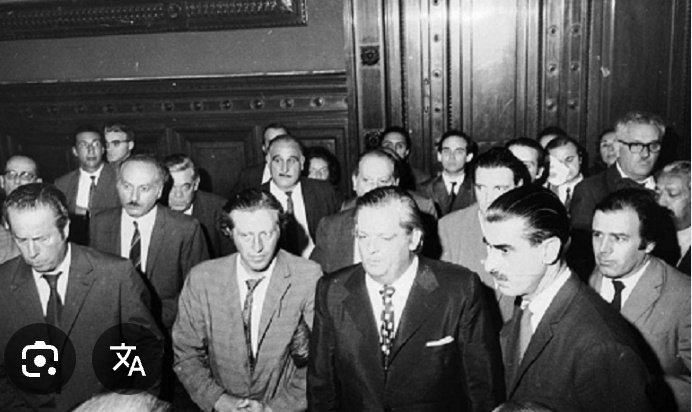 En el <a href="/Frente_Amplio/">Frente Amplio</a> honramos nuestra historia completa. Juan Pablo Terra fue uno de los impulsores y fundadores de nuestro FA y un referente ético cuya visión sigue vigente. Recordarlo no es un gesto del pasado: es reconocer las raíces que nos trajeron hasta acá.🔴🔵⚪🟠