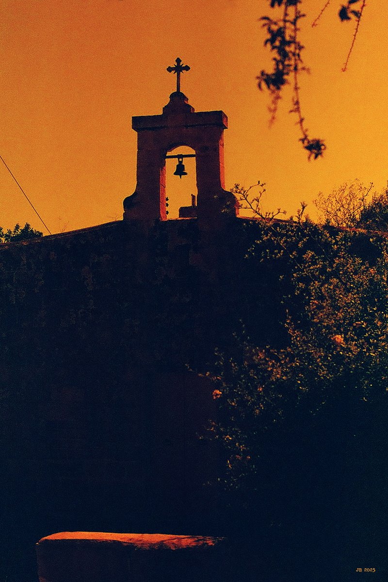 johbeil's tweet photo. @DailyPicTheme2 Zejtun, Malta
#DailyPictureTheme #Z #Zejtun #Malta #travel #redscale #filmphotography #35mm #Leica #believeinfilm https://t.co/jYPObalq2Z