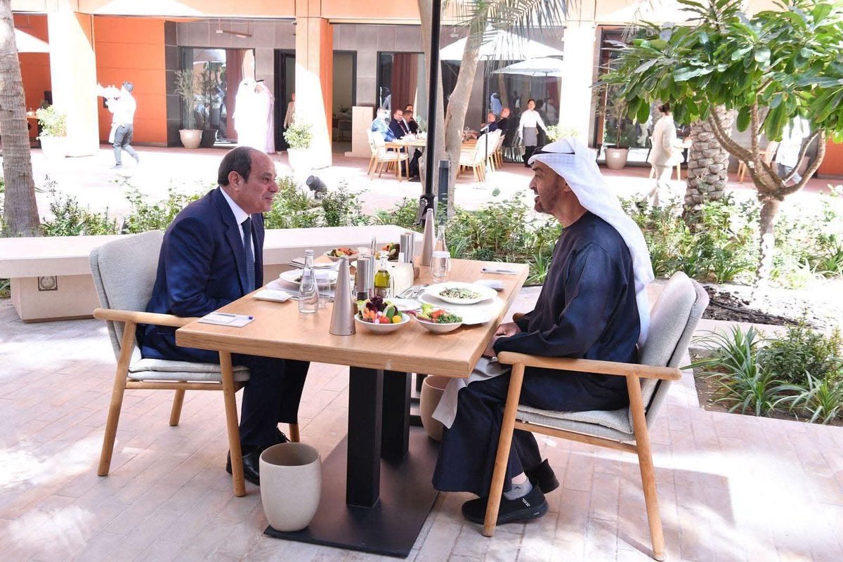 بعيد عن اي حاجة ، هفضل فخور أني مصري ، وفخور أني داعم للرئيس عبد الفتاح السيسي ، مصر النهاردة اختارت تكون فاعل خير ، وتكون دولة شريفة بتتدخل للأصلاح بين الأشقاء ، مع أن غيرها كان ممكن يصطاد في الماء العكر ، ويستثمر في 👇

#مصر_دوله_قويه_لاتمس
#الجيش_المصري_١٢٠مليون