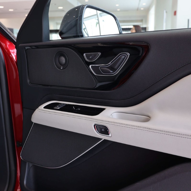 AlPackerLincoln's tweet photo. A bold presence is built detail by detail. Thoughtful design turns every drive into something more.

Find your dream car today:
https://t.co/7GDNwHl4qZ

#alpackerlincoln #lincoln  #nautilus #aviator #navigator #corsair #westpalmbeach https://t.co/jIf5ALOiN8