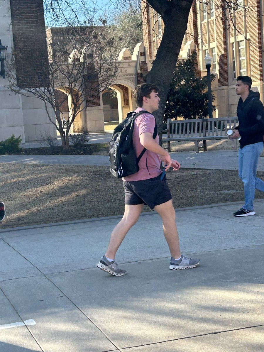 Shrink this shit my god. #SA