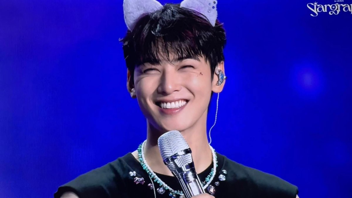 From all around the world, AROHA stands together for you with love and respect.🇪🇸
#AROHAWithEunwoo
#CHAEUNWOO  
#ProtectChaEunwoo
<a href="/CHAEUNWOO_offcl/">CHA EUN-WOO OFFICIAL</a> 
<a href="/fantagiogroup/">fantagio</a>