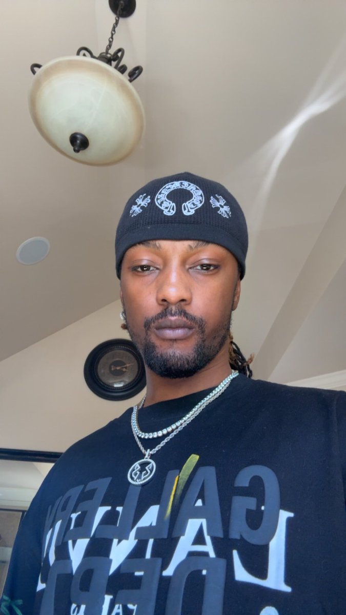 von waters tweet media
