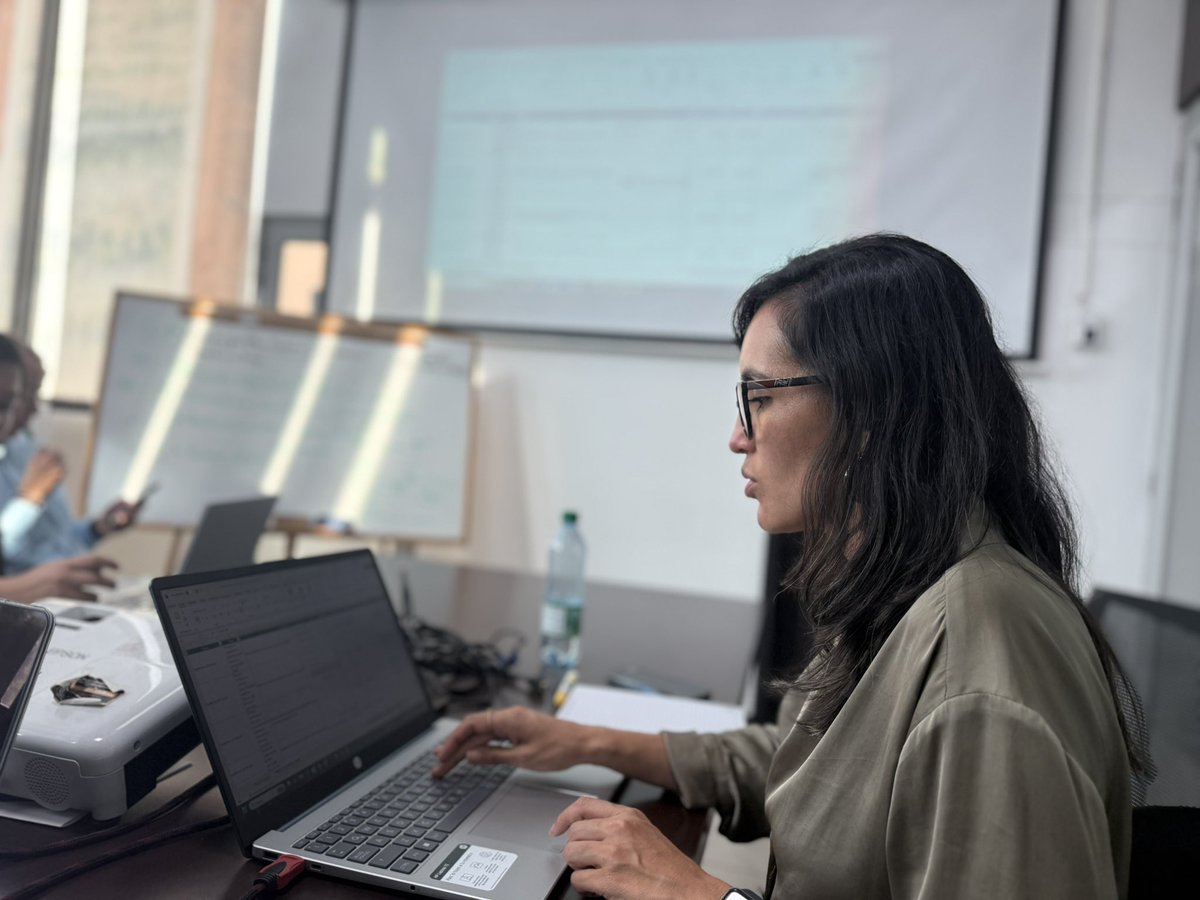 ControlIntCund's tweet photo. ☑️Definimos objetivos y metas clave📊Realizamos jornada de planeación estratégica enfocada en el rol de liderazgo estratégico: prevención, asistencia técnica, Plan MECIC y SIGC; y en el rol de evaluación y seguimiento: auditorías internas, seguimiento y cumplimiento. 🧩 https://t.co/uTd0VJYIoK
