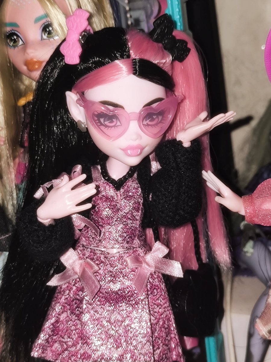PuddinSquid's tweet photo. We stan pink demon in this house https://t.co/hxtQwBXi2v