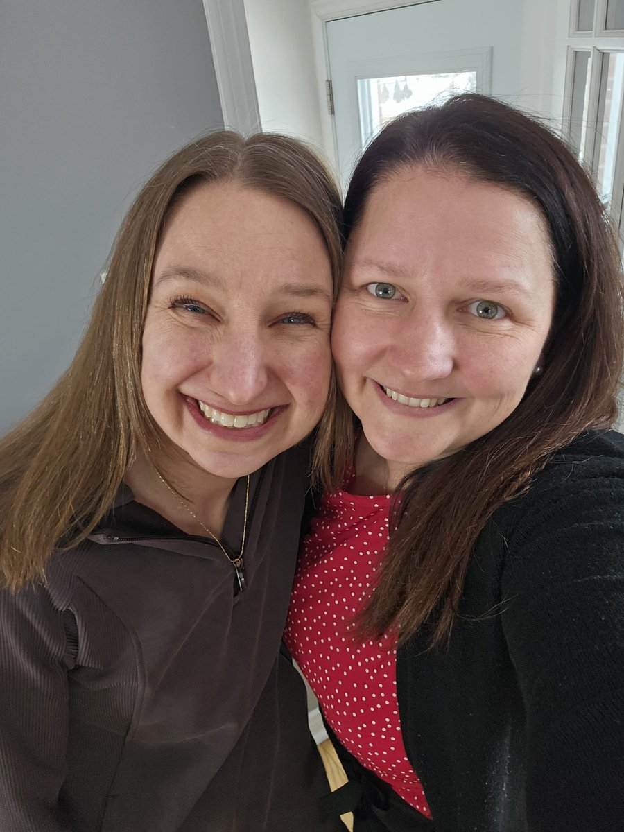 April King tweet media