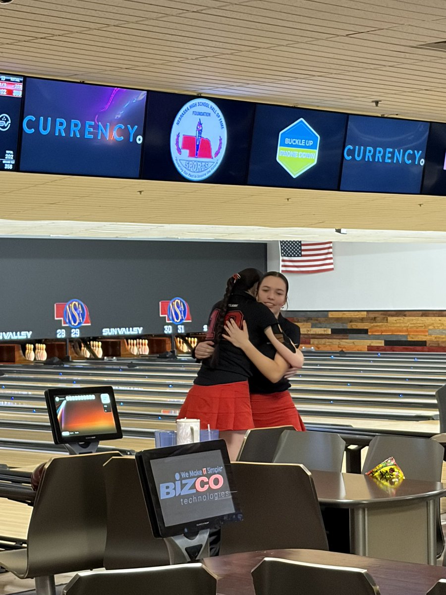 EHS_Activity's tweet photo. Samantha wins 356-313 over Megan! Samantha advances to the Championship!! @AntlerBowling 

Good luck Samantha &amp; congratulations to Megan on a great day!! https://t.co/Gn1Kka4777