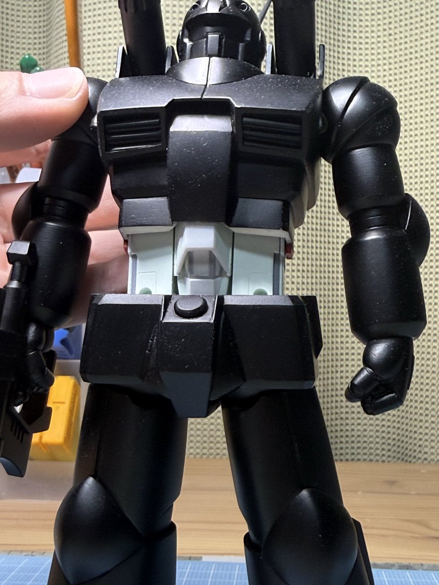 1/100ガンキャノン
ちまちま進めてたコアファイターも工作終了
ガンキャノン本体の内側は弄って無いので分離/合体も可能