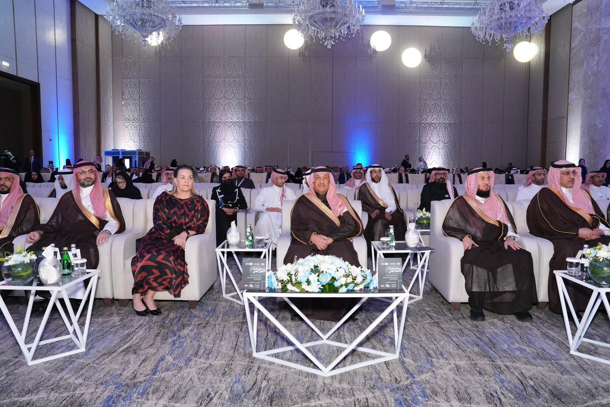 وزارة التعليم tweet media