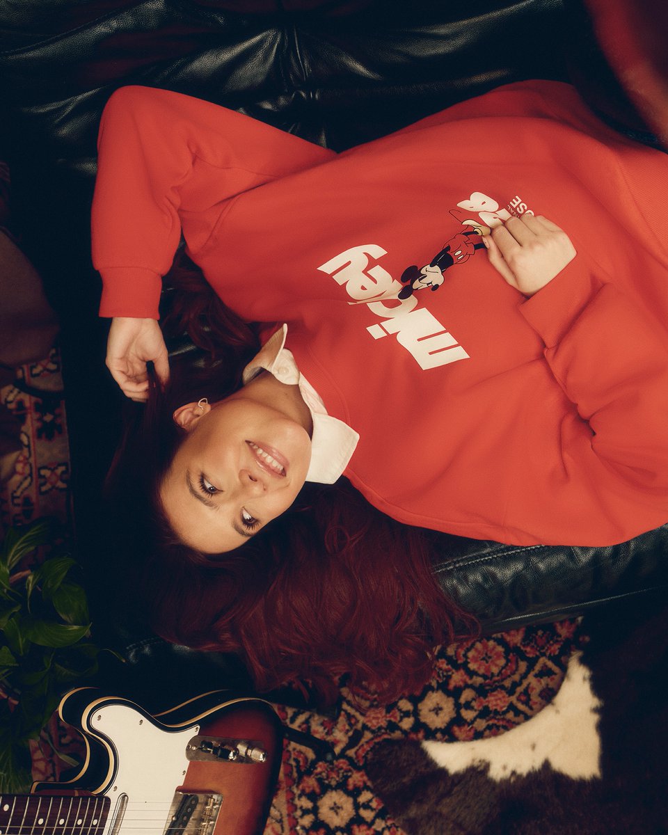 Mimi Webb tweet media