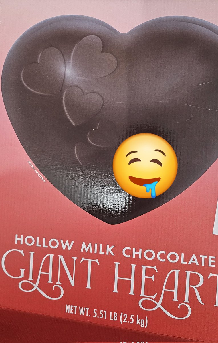 Happy Valentines day to myself uwu 5.5 lb Chocolate heart from costco