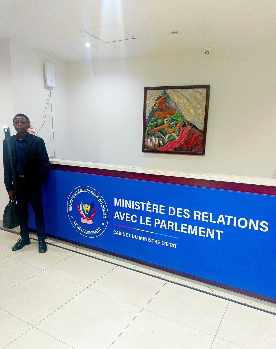 Sous la conduite de Me <a href="/Guy_Loando/">Guy Loando Mboyo</a>, le Ministère des Relations avec le Parlement assure la liaison permanente entre le Gouvernement et le Parlement, en vue de garantir un dialogue républicain, constructif et efficace. <a href="/Presidence_RDC/">Présidence RDC 🇨🇩</a> <a href="/fatshi13/">Félix A. Tshisekedi</a> <a href="/AssembleeNatRDC/">Assemblée nationale 🇨🇩</a>