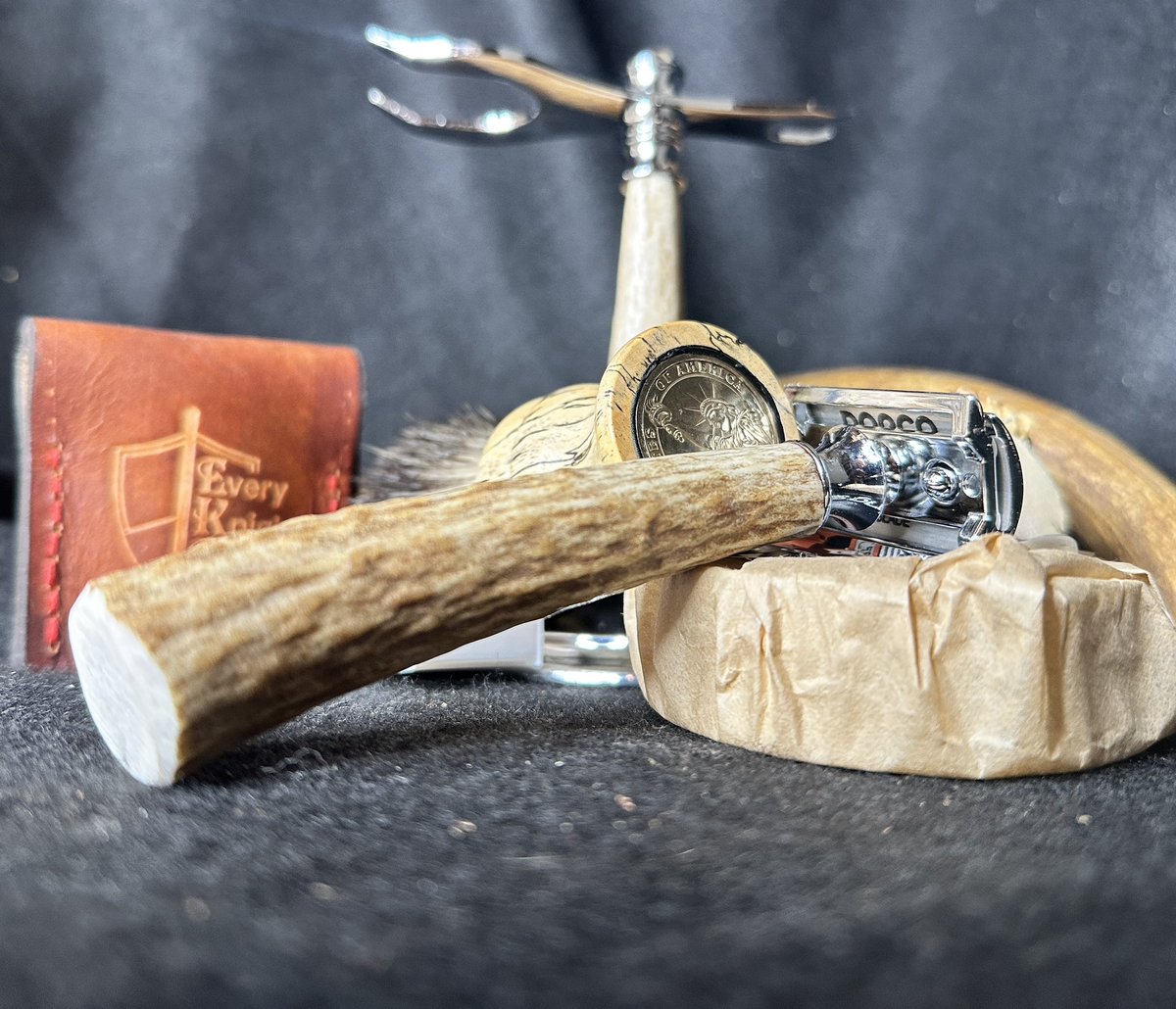 EKForgeLLC's tweet photo. On its way to Alisha in TX.  Hope it provides shaving service and enjoyment for years to come! #WetShaving #Shaving #Shave #SOTD #Lather #MenGift #WetShaveClub #Barber #Antler #Hunting #Fishing #HandMade #MadeinUSA #ShavingSoap #Barbershop #ShaveLikeaMan #ShaveLikeABoss https://t.co/GzRvIuAbHw