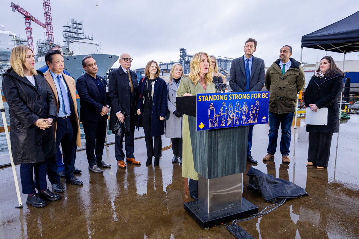 BoardofTrade's tweet photo. GVBOT joined the B.C. Government, City of Vancouver, and senior industry leaders to officially launch Vancouver's bid to host the headquarters of the Defence, Security and Resilience Bank (DSRB). (1/2)
 
#Vancouver #DSRB #GVBOT #bcpoli #cdnpoli #vanpoli https://t.co/2oan5XwJb7