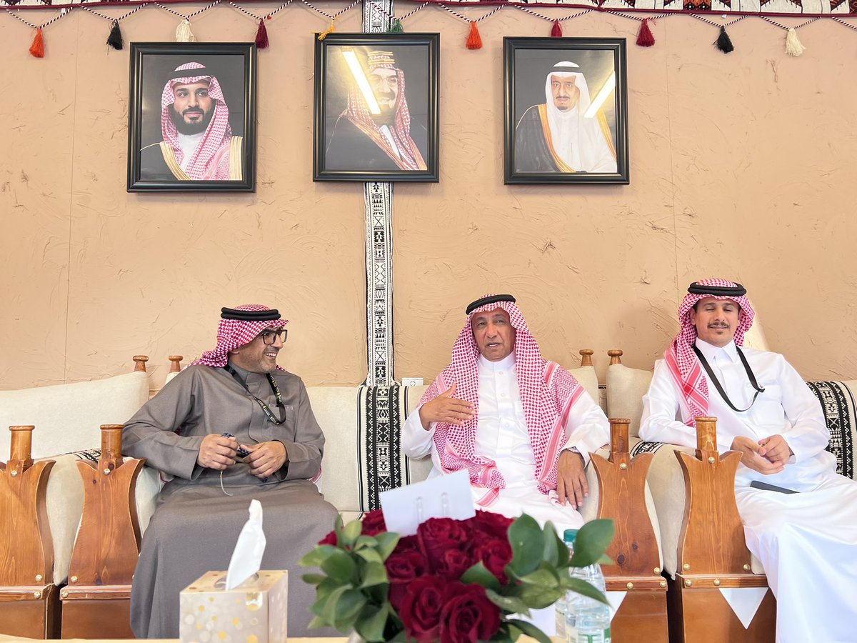 saud_51's tweet photo. نجاح اللجنة الإعلامية في #عالم_الخرج_للتمور_والقهوة_السعودية كان وراءه فريق متفاني ومتعاون رغم صعوبة المهمة
شكراً 
ابراهيم التميمي @tamimi_i
محمد الحطيم @alhotaem 
عبدالرحمن البعيجان @dahooom20 
حمد السويحب @h26m6d 
اسماء الدوسري @asma11n 
واخواني فريق التغطيات 
كما أشكر كل الاعلاميين وصناع المحتوى من داخل وخارج #الخرج