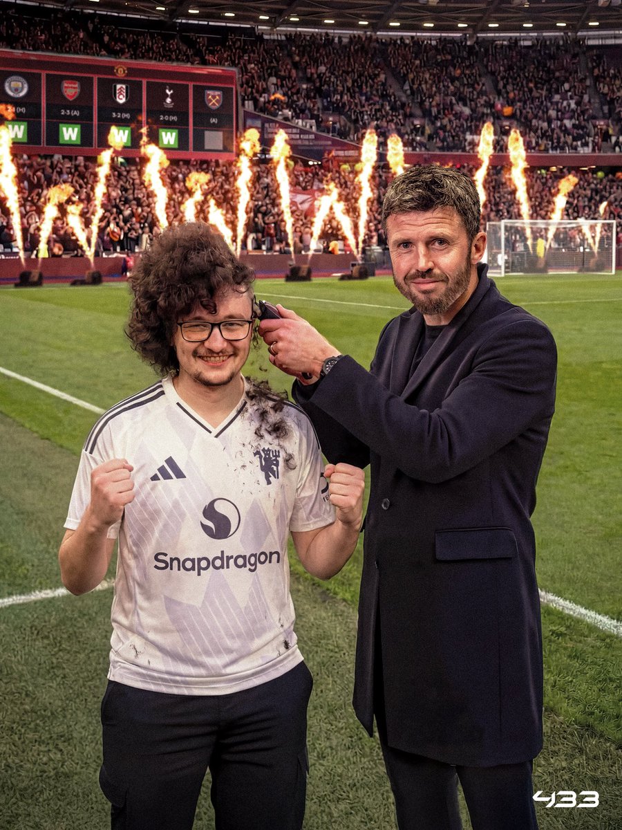 433's tweet image. 𝐖𝐄 𝐀𝐑𝐄 𝟐𝟒 𝐇𝐎𝐔𝐑𝐒 𝐀𝐖𝐀𝐘 𝐅𝐑𝐎𝐌 𝐓𝐇𝐄 𝐇𝐀𝐈𝐑𝐂𝐔𝐓 🌳✂️