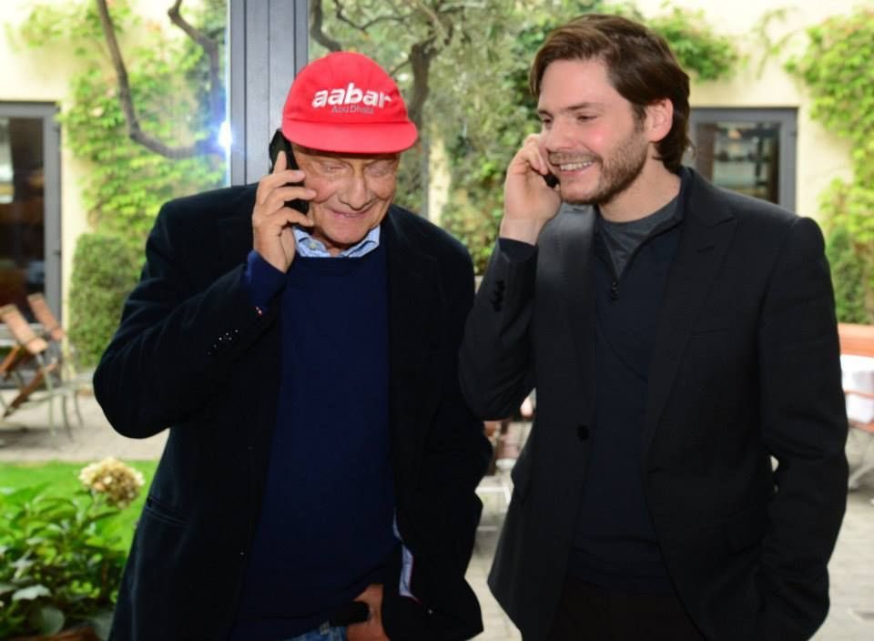 dollmilton's tweet image. im crying niki took his ass EVERYWHERE