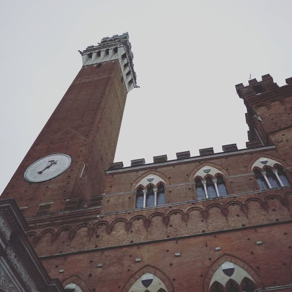 AnyaPriceX's tweet photo. Did you miss me?
I was on vocation to Toscana, Italy.
Florence, Siena, Piacenza and other medieval villages.
The only bad thing was that it was raining all day, every day. I was expecting the weather to be better than Dublin and London.
#italy #toscana #florence #siena #anyaprice https://t.co/WMeL6h1RxO
