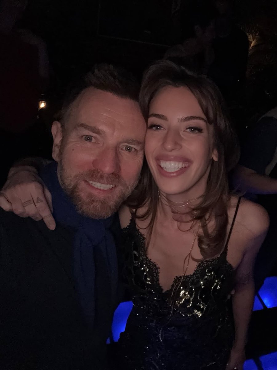 Clara shared a cute pic with the pops from her birthday party 🥰