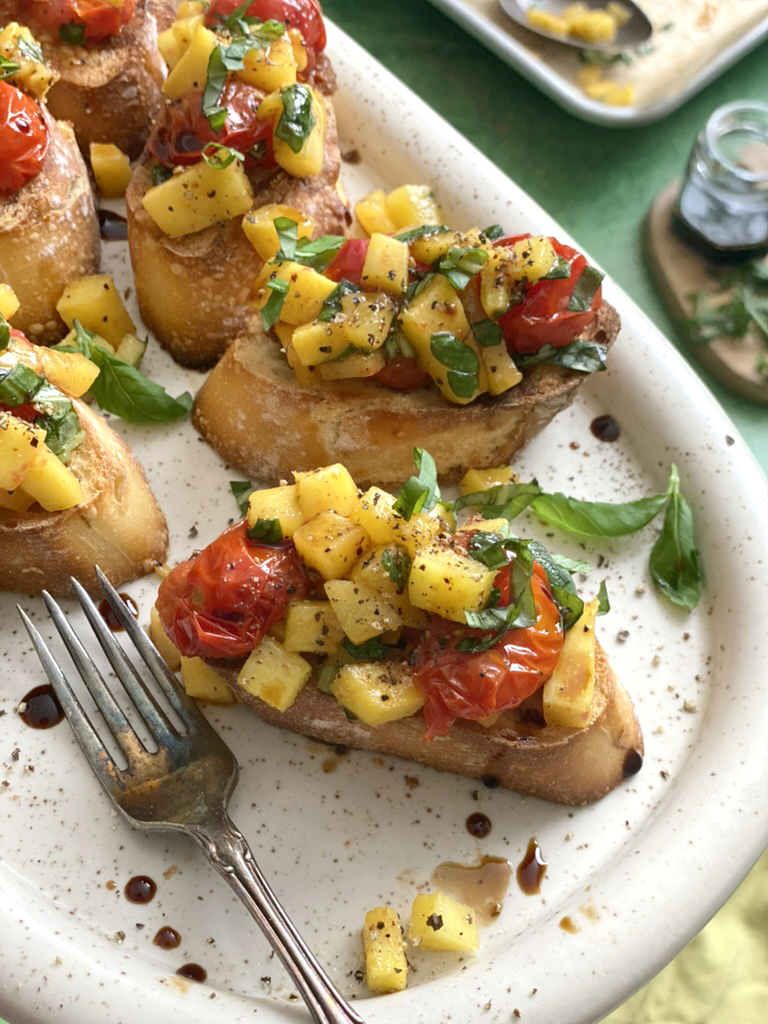 Sarah Bond | Live Eat Learn tweet media