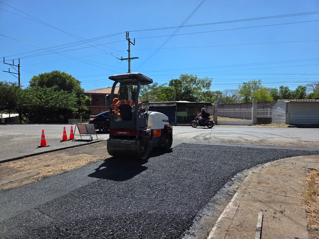 🇸🇻👷‍♂️