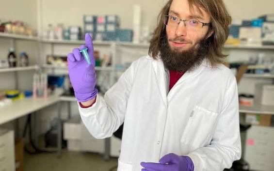 BREAKING🔥: Scientists from Estonia🇪🇪 have given monkeys cancer😵