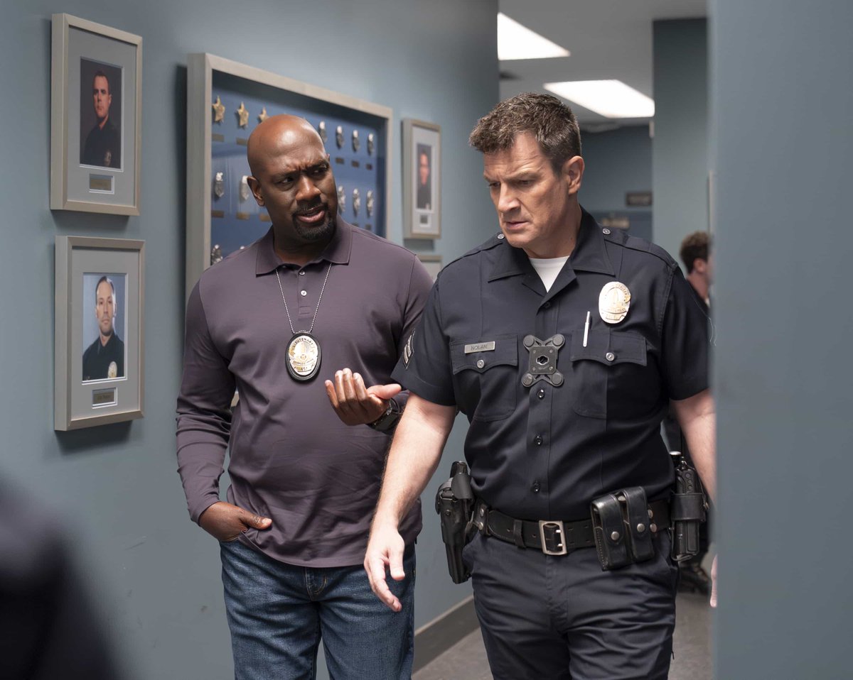 The Rookie Season 8 Episode 6 Photos “Burn 4 Love” seat42f.com/the-rookie-sea… #TheRookie #ABC #Hulu <a href="/therookie/">The Rookie</a>