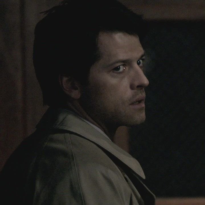 casdeanlyric's tweet image. "Biologically i can't 
get you pregnant"                "So you hate me?"