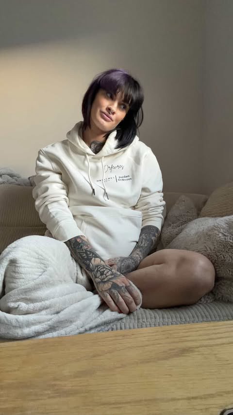 Jordanorfevres's tweet photo. Sweat à capuche Unisexe Premium + Jordan Orfèvres Serie x éco 🍃 

Disponible pour hommes 

sur votre shop :

https://t.co/jFfpnrts69

*collaboration commerciale 

#pourtoi #photo #inked #year2026 #OOTD https://t.co/D0Fx1QSLKH