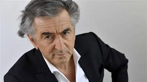 ledamne25bezak's tweet photo. @JRenardiere Apparemment, la « communauté qui ne contrôle rien » a réussi l'exploit de suicider sa carrière en un claquement de doigts. Coïncidence ? Sûrement. Le hasard fait bien les choses (ou pas). 🤐💀 #BlancheGardin #Humour #LibreExpression https://t.co/dhK8UFZs7n