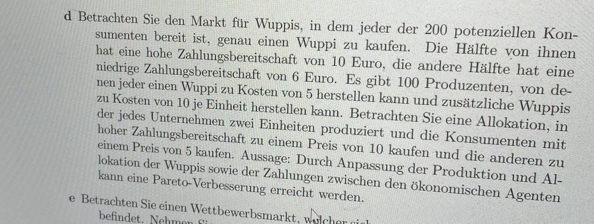 Ich glaube mein Prof ist ein Rechtswürstchen <a href="/RealWuppi/">Wuppi ꥟ #FreieRedeJetzt</a>