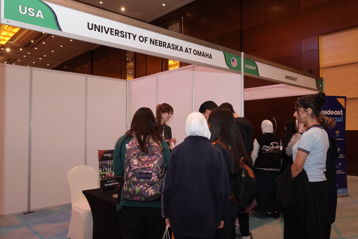 conexkw's tweet image. لقطات من أجواء HigherEd Kuwait 2026

طلاب، جامعات، وفرص تعليمية من كل مكان تحت سقف واحد…

هني يبدأ المستقبل وتكبر الأحلام 🇰🇼✨

#HigherEdKuwait #التعليم_العالي #مستقبل_الطلاب