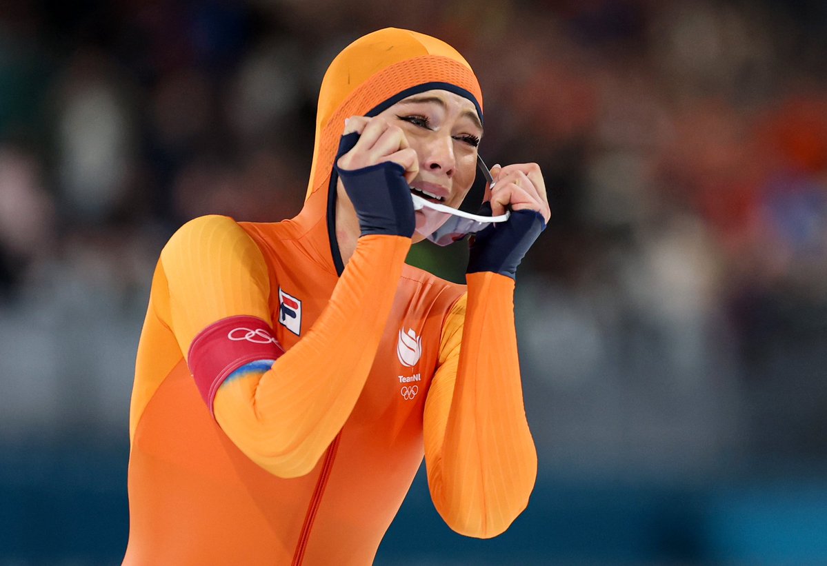 milanocortina26's tweet image. From silver in Beijing 2022 to gold at Milano Cortina 2026, setting a new Olympic record: Jutta Leerdam is the Women’s 1000m Speed Skating champion!

Pure emotion.

#MilanoCortina2026 #Olympics #JuttaLeerdam #SpeedSkating