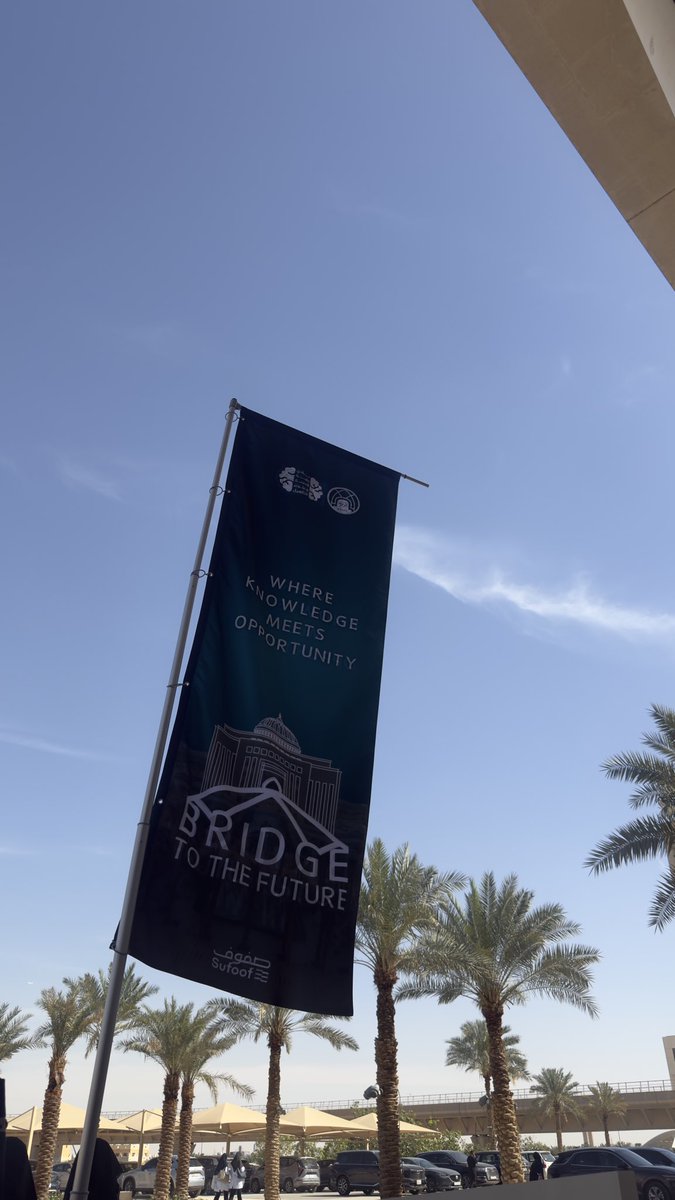 shahadasHE's tweet photo. لقطات من مشاركتي اليوم في مسابقة البحث العلمي الخامسة ضمن معرض Bridge to the Future في جامعة الأميرة نورة بنت عبدالرحمن، حيث شاركت ببحثين علميين📑

تجربة ملهمة و فريدة من نوعها
Proud of the journey, the effort and the great team behind it 🌟 https://t.co/qPP18Z63he