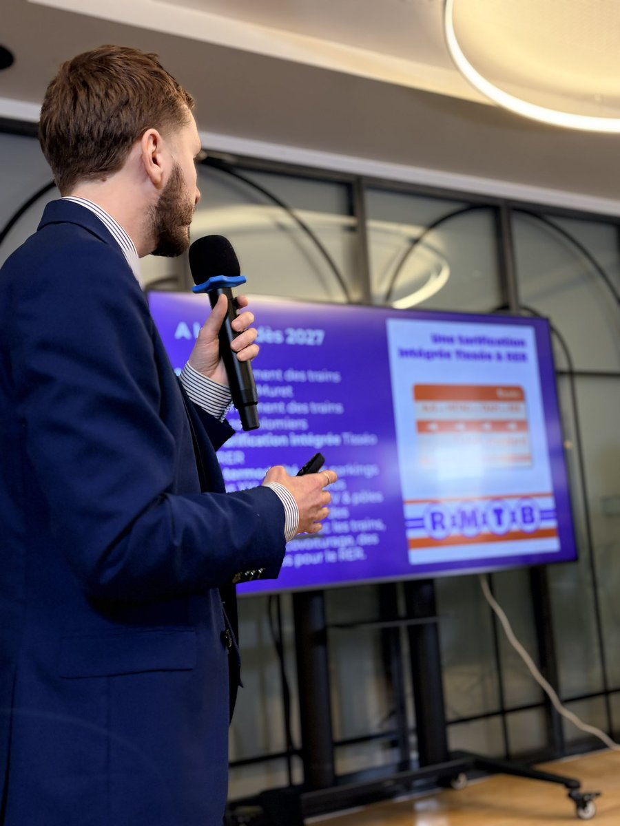 Merci à Rallumons l’Étoile pour son invitation à un débat sur la question du RER et des transports. 🚊 

L’occasion de présenter nos mesures transports pour sortir #Toulouse des bouchons, faciliter la vie des gens et réduire les émissions de gaz à effet de serre.