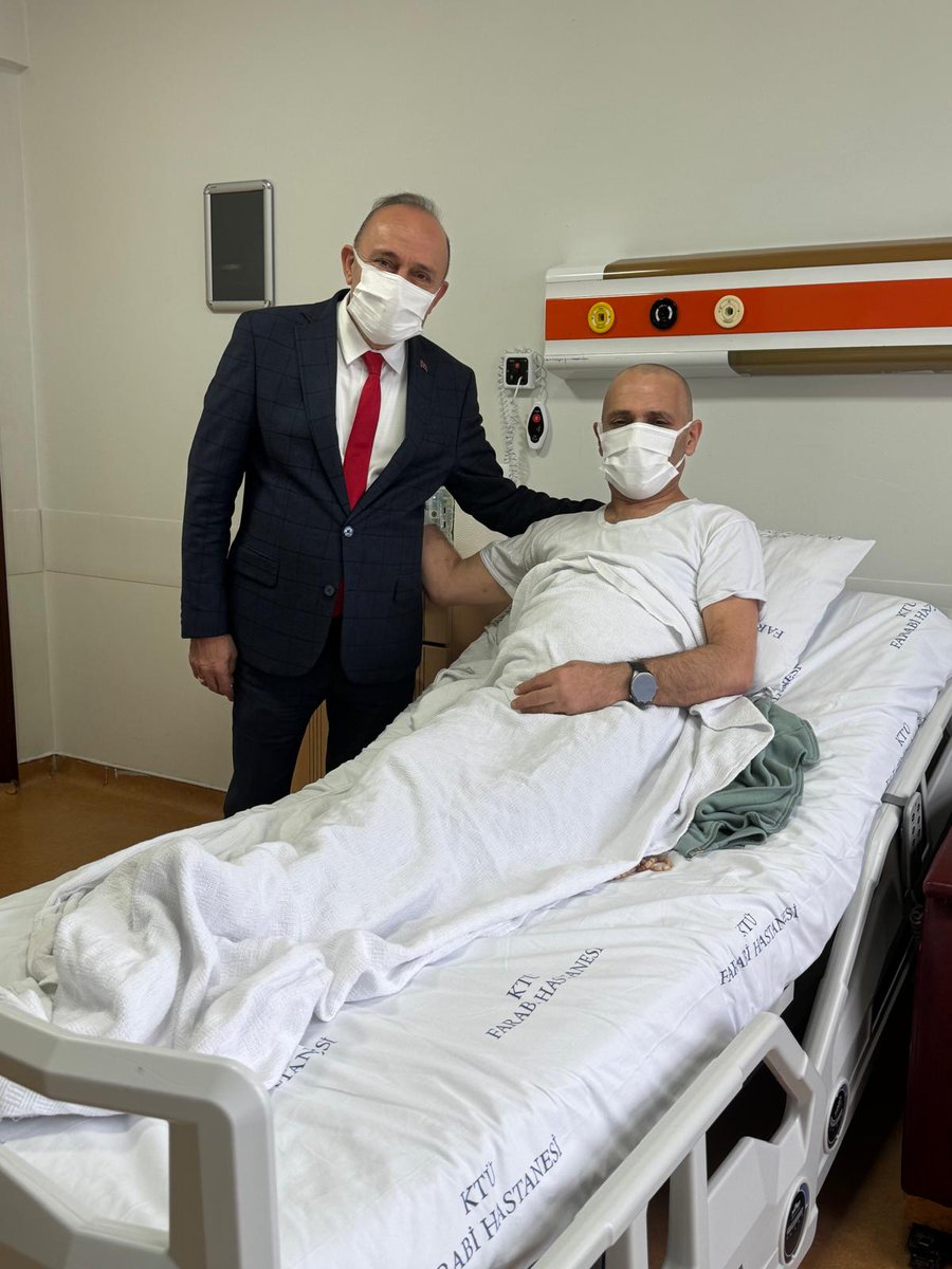 ozsagliksen's tweet photo. BAŞKAN SERT’TEN RİZE ŞUBE BAŞKANIMIZ BAHADIR MAFRATOĞLU’NA GEÇMİŞ OLSUN ZİYARETİ

HAK-İŞ Genel Başkan Yardımcısı ve Genel Başkanımız Devlet Sert, bir süredir rahatsızlığı nedeniyle hastanede tedavi gören Rize Şube Başkanımız Bahadır Mafratoğlu’nu ziyaret etti.

⬇️
https://t.co/gH8Xj2oRuD